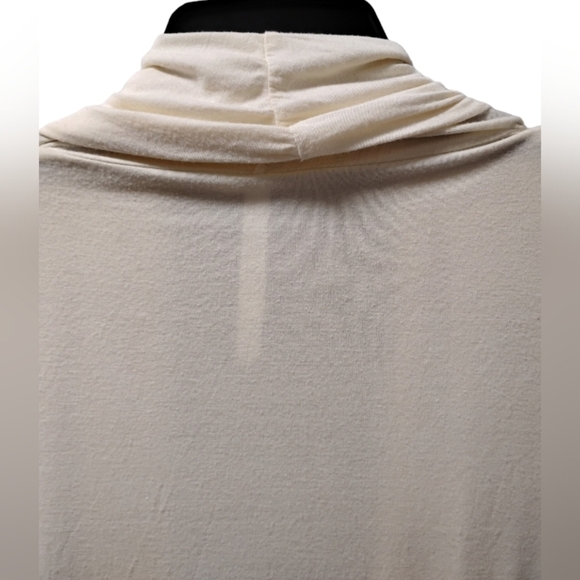Cristina Love, Cream White Cardigan Size:Small - Picture 3 of 5